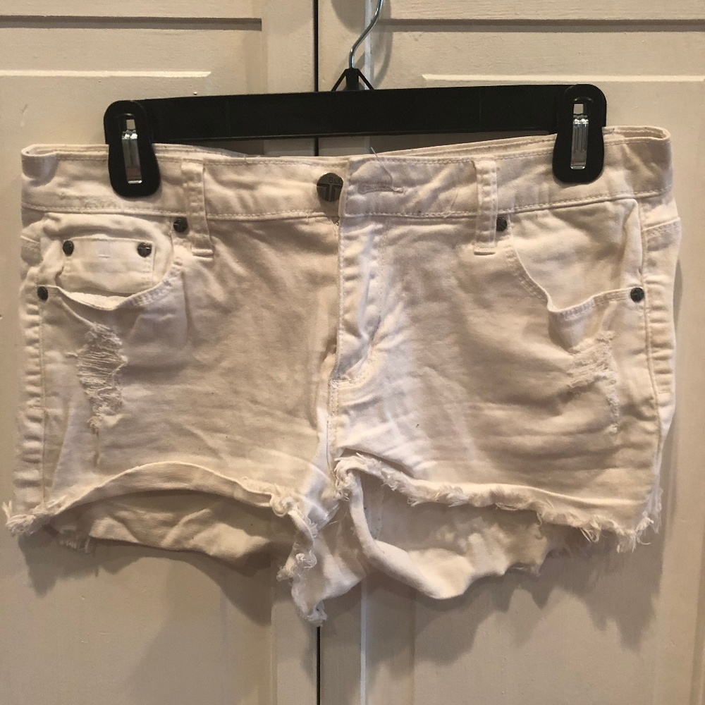 Size 28 White Jean Shorts